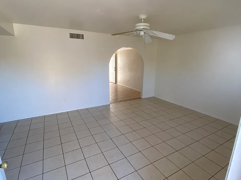 16640 E Almont Dr #3