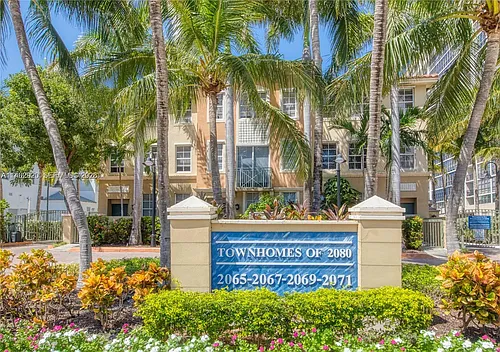 2069 S Ocean Dr #Townhouse 12 Photo 1
