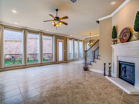 5th image of 2469 Embleton Dr