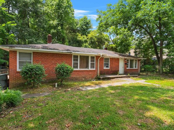 columbia-south-carolina-370661572 picture