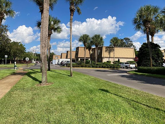 5th image of 301 Saint Andrews Blvd #301