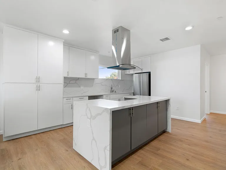 2638 Virginia Rd — Photo 9