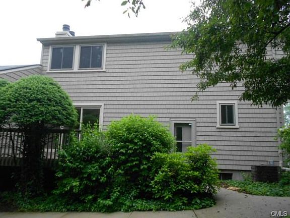 2nd image of 135 Turtle Run Dr Unit B