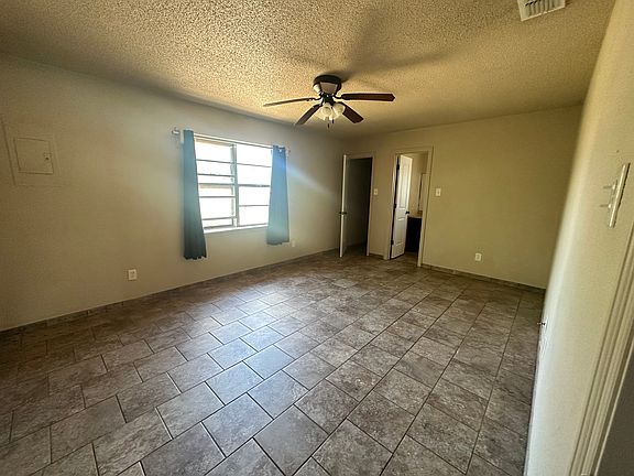 3rd image of 2021 Cypress Dr #A