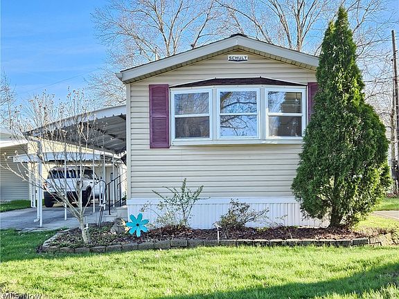 3rd image of 27 Flagler Dr