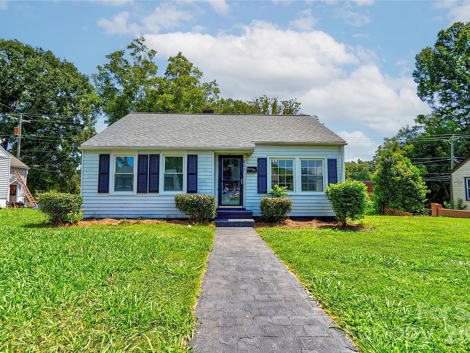 1st image of 605 Meadowbrook Rd