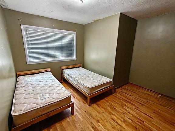 3rd image of 2503 E 27th Ave