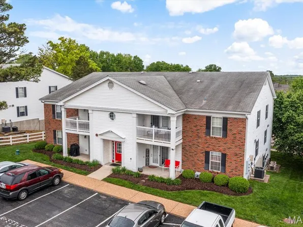 4300 Forder Gardens Pl APT J, Saint Louis, MO 63129