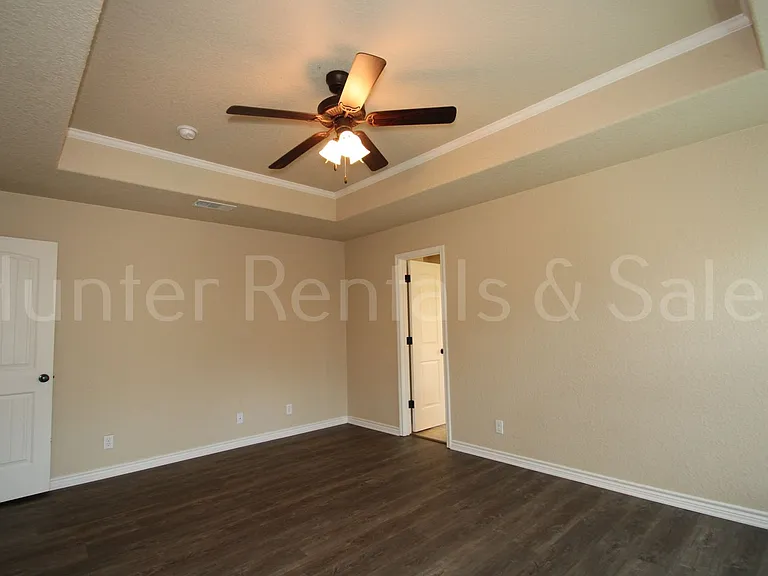 702 W Orion Dr — Photo 14