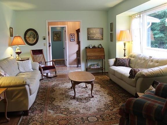 2nd image of 1020 Everview Dr