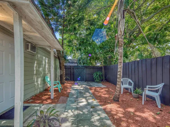 519 S M St, Lake Worth, FL