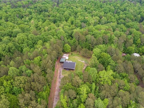 1070 Mallard Ridge Rd, Madison, GA 30650