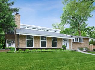 995 Grove St, Winnetka, IL 60093