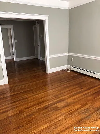 14 Dyer St #3