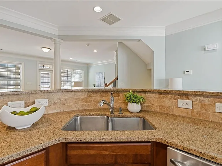 2763 Durham Dr NE — Photo 19