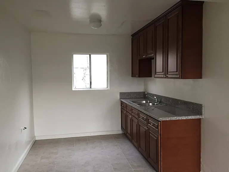 5814 Quinn St #6 — Photo 5