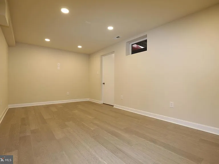 8006 Harbor Pl — Photo 26