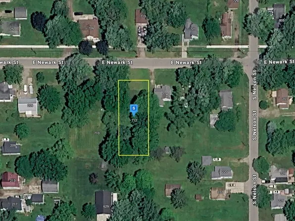 712 E Newark St, Ithaca, MI 48847