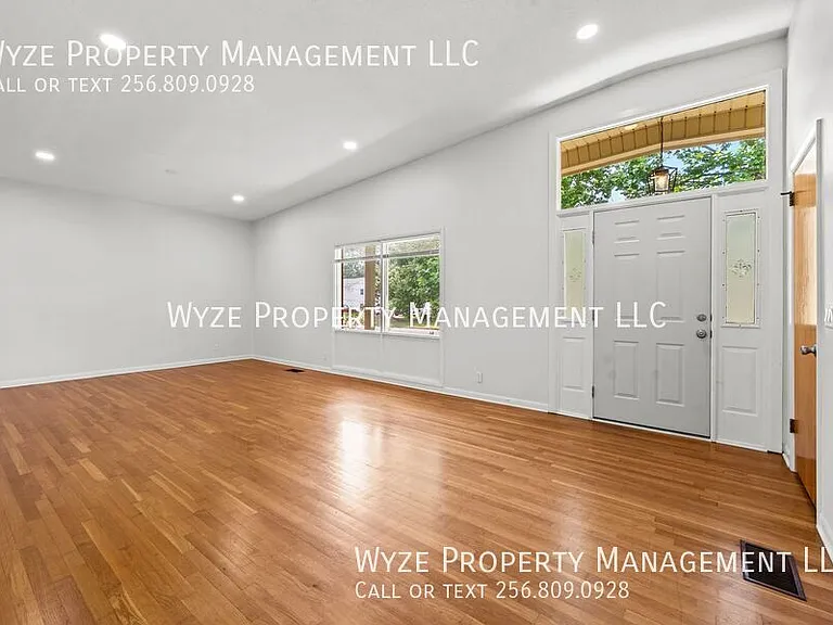 11005 Louis Dr SE — Photo 11