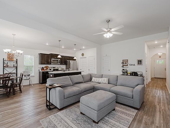 5th image of 6652 Quinton Rd