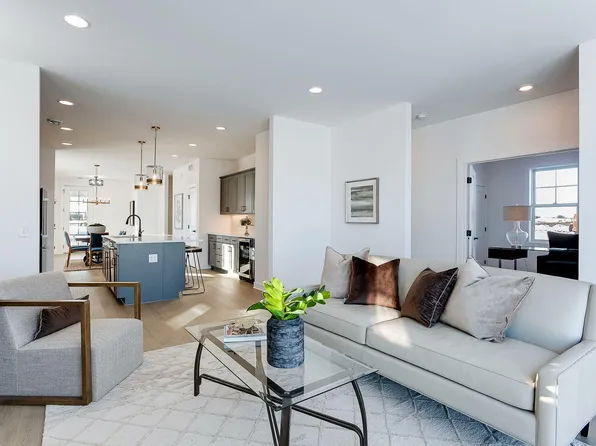 5339 217th St W, Farmington, MN 55024