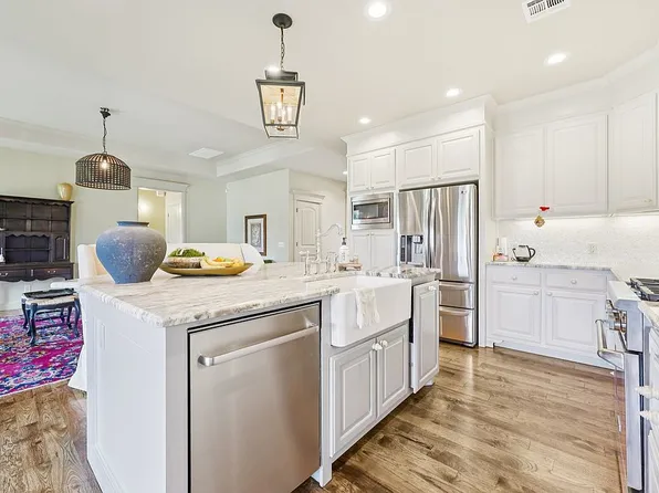 1172 Monument Ln, Yukon, OK 73099