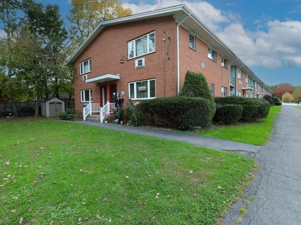 30 Lamb Ave, Saugerties, NY