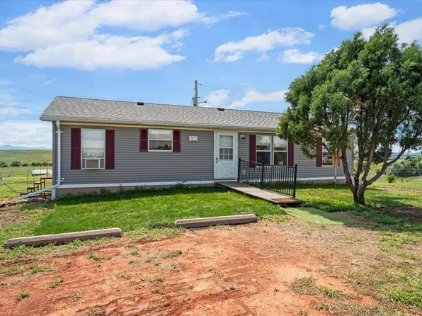 18918 Selah Ln, Belle Fourche, SD 57717