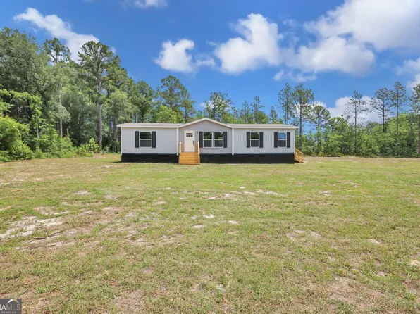 151 Japonica Dr, Jesup, GA 31546