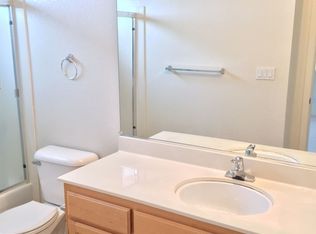 521 Monterey Rd #B, Pacifica, CA 94044