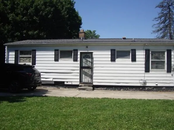 3001 Wolcott St, Flint, MI 48504