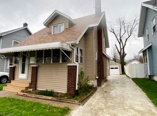 1149 Brown St, Akron, OH 44301