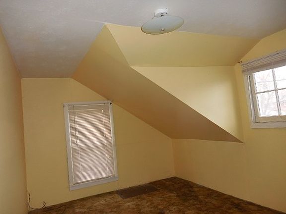4th image of 6045 2nd Ave