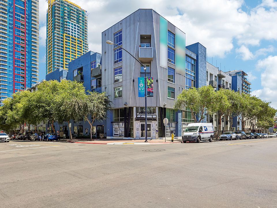 1st image of 453 13th St APT 206