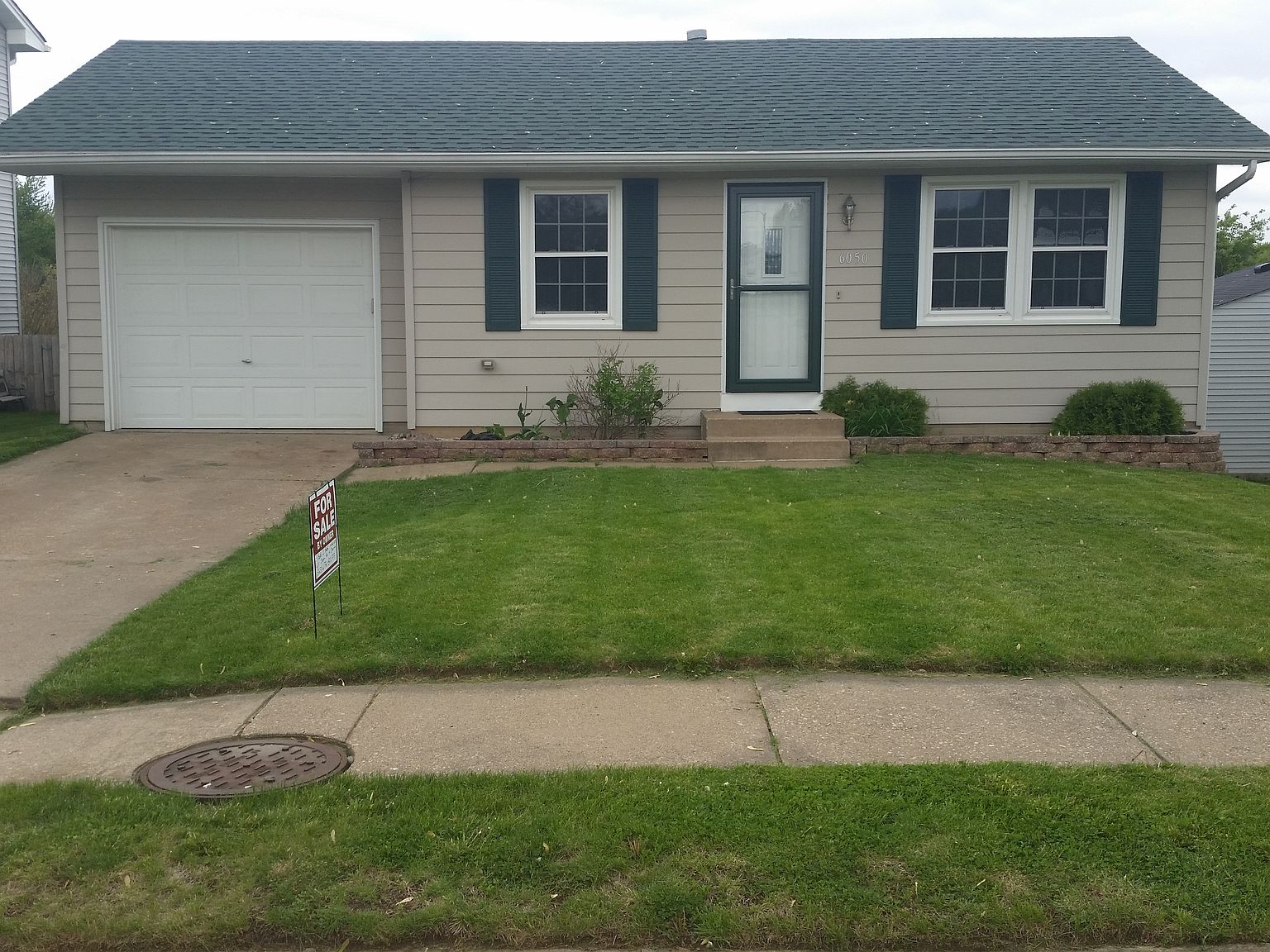 6050 Hillandale Rd, Davenport, IA 52806 Zillow