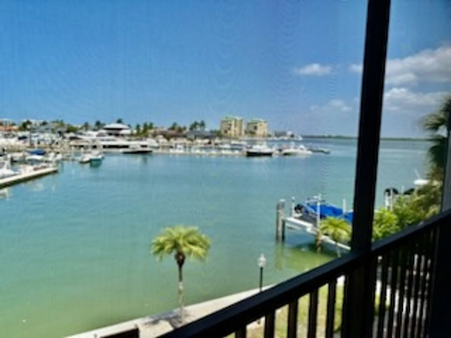 Angles Cove — Photo 2