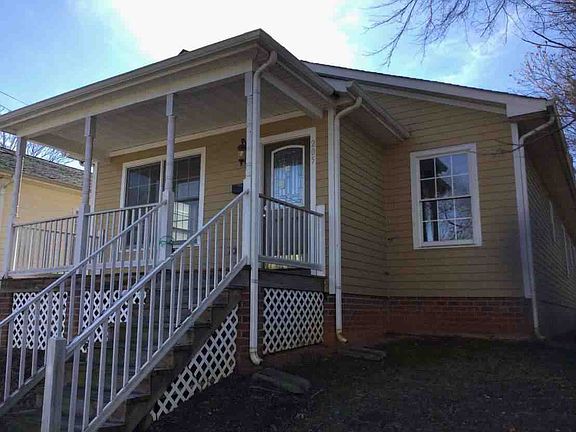 3rd image of 205 E 17th St