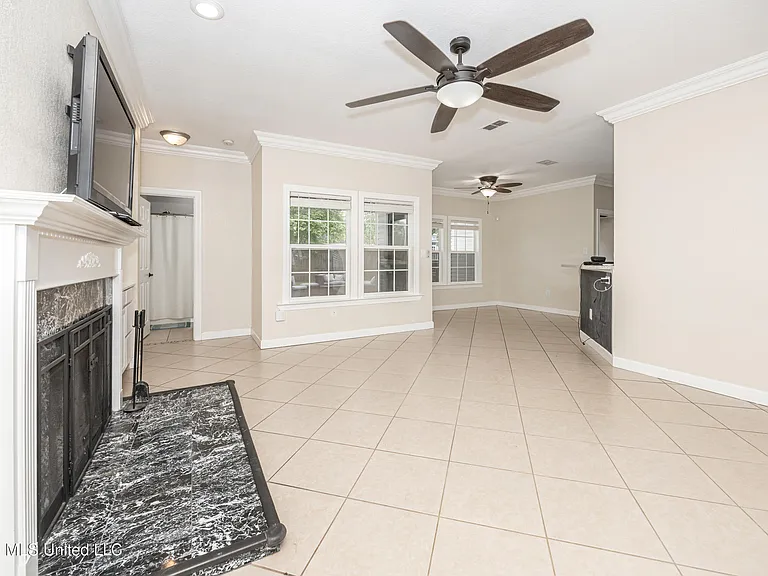 15208 Lisa Dr — Photo 15