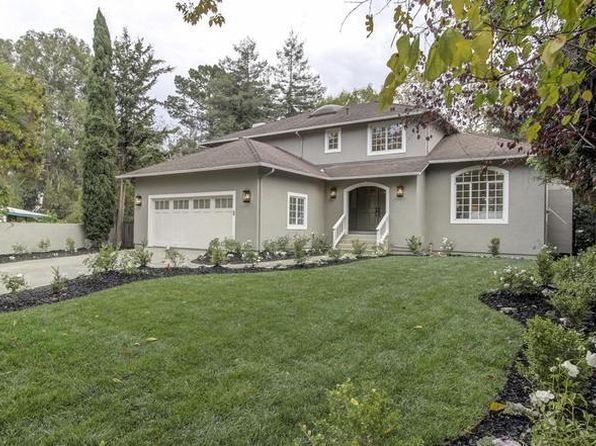1034 Moffett Cir