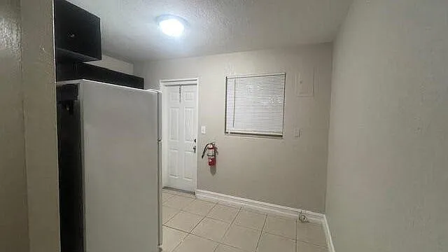 400 Metcalf Ct — Photo 79