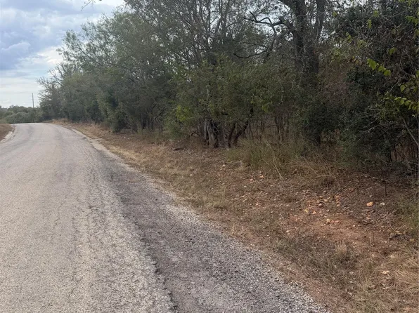298 Riverside Dr, Bastrop, TX 78602