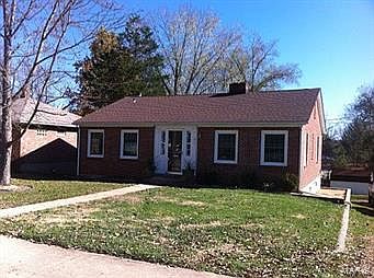 2nd image of 804 N Pershing Ave