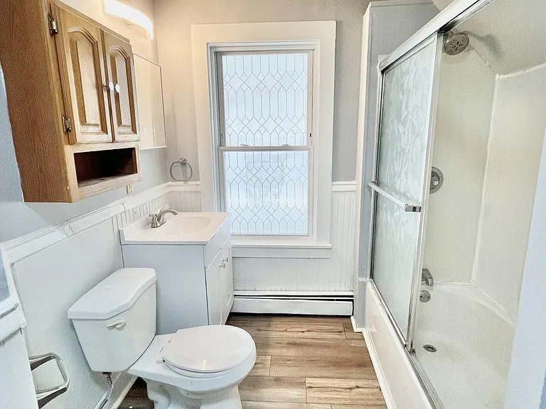 57 5th St #3 — Photo 9