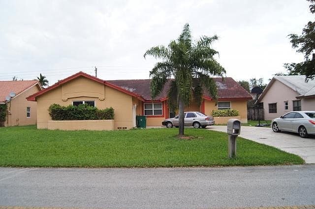 1st image of 5340 King Arthur Ave