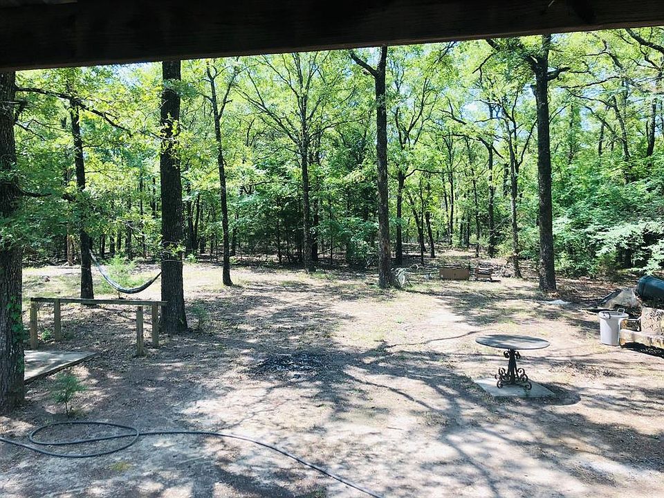 1st image of 1211 Deer Ln
