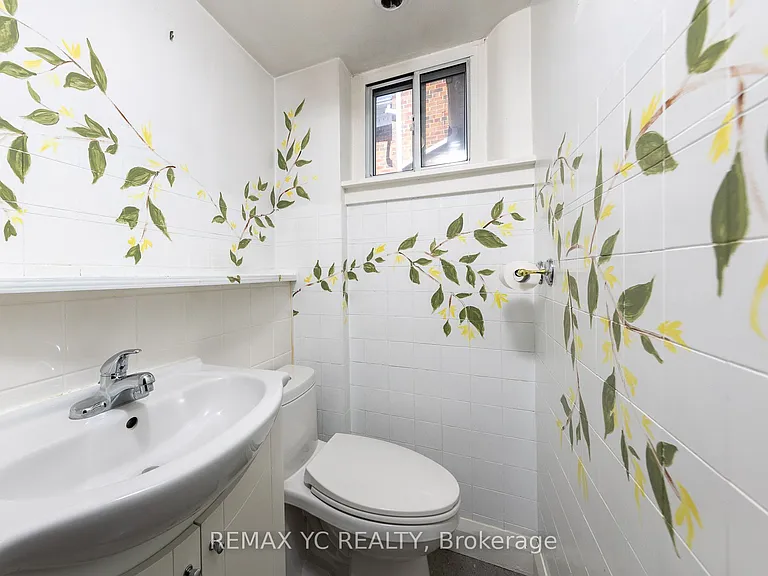 425 Broadway Ave — Photo 22