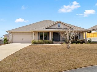 5794 Dogwood Dr E, Crestview, FL 32539