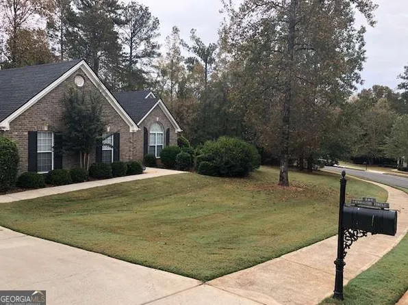 225 Lexington Cir, Athens, GA 30605