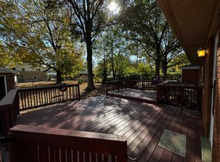 3024 Leman Dr, Louisville, KY 40220