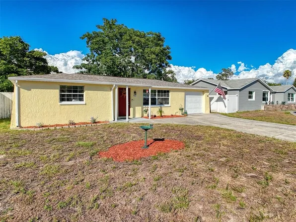 5034 School Rd, New Port Richey, FL 34653